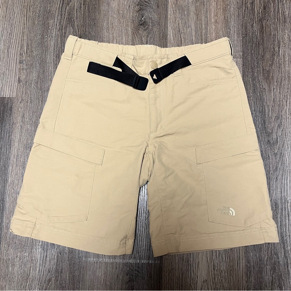 The North Face Shorts Mens 30 Cargo Hiking Travel Lightweight Tan Belted